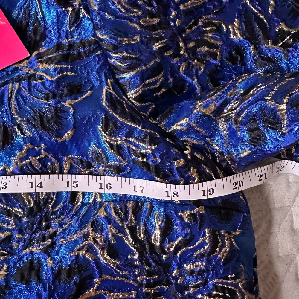 NWT LILLY PULITZER PRATT SHORT SLEEVE TOP SIZE M BLUE GROTTO TWILIGHT FLORAL - Picture 7 of 9